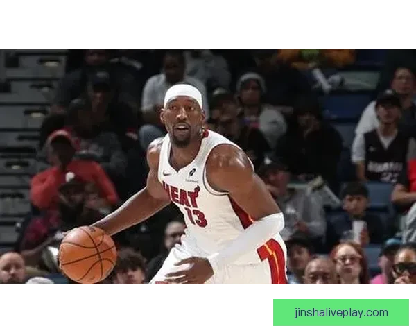 哈克斯狂砍32分率热火大胜奇才比分定格152比136